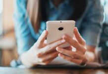 Descubrió que su novio la engañaba tras revisar la lista de bloqueados de Instagram: ¿qué encontró?
