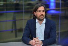 Para combatir la desocupación, Del Caño propone reducir la jornada laboral a 6 horas y sin rebaja salarial