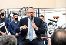 Desde el Gobierno enfrían la posibilidad de una reducción de la jornada laboral