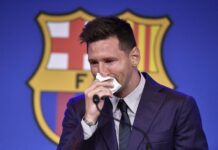 Emocionado hasta las lágrimas, Messi se despidió de Barcelona: “Hice todo lo posible por quedarme”