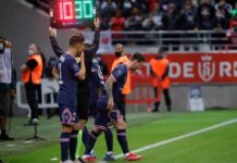 Messi ingresó en el segundo tiempo y debutó en el PSG
