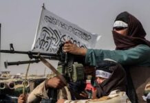 Terror en Afganistán: los talibanes mataron a una mujer porque se negó a cocinarles