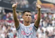 Ronaldo destrona a Messi en el ‘top 10’ de los futbolistas mejor pagos del mundo según Forbes