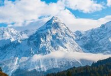 Descubren una supercordillera de 8.000 kilómetros que pudo haber propiciado la evolución de la vida en la Tierra hace unos 2.000 millones de años