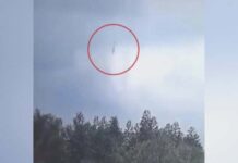 China: así se estrellaba el avión que llevaba 132 personas a bordo