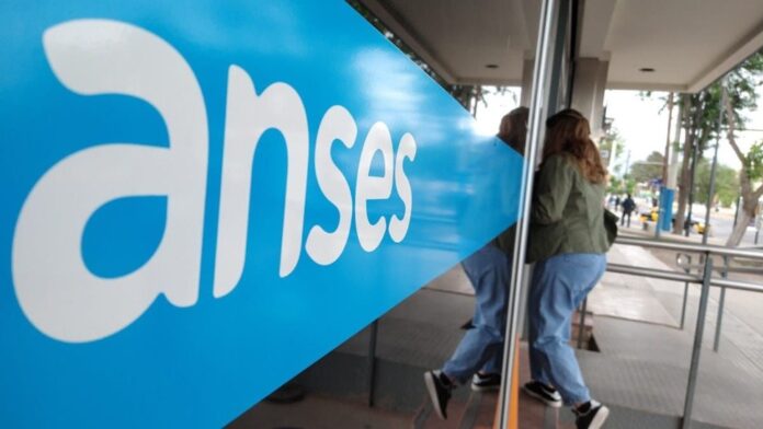 anses-hay-equipo-min