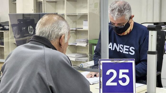anses-fachada-jubilados-1-min