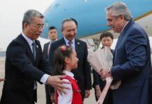 Alberto Fernández busca estrechar vínculos comerciales en su visita a China