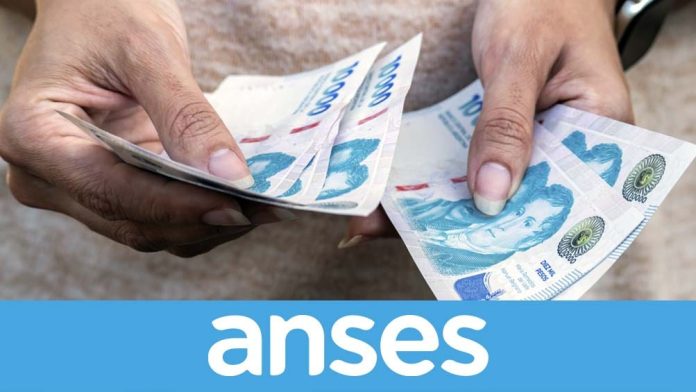 anses-pagos-billetes-dinero-cobros-bonos-2025-min